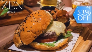 [Image: ¡Combo para Compartir! 2 Hamburguesas o 2 Sandwiches + 2 Sodas o 2 Cervezas + Papas Fritasm]
