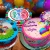 [Image: ¡Paga $26 en Lugar de $52.50 por Pastel Redondo de 40 Porciones con Relleno Premium + Decoración con Fotografía o Imagen Impresa en Papel de Arroz!m]