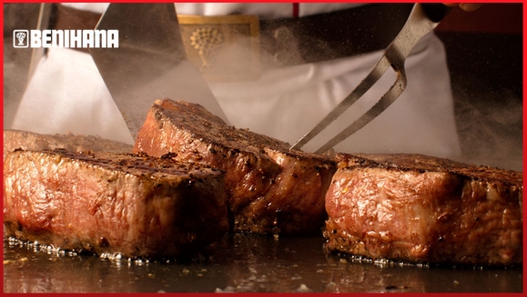 [Image: ¡Paga $49.95 en Lugar de $100.59 por Menú Teppanyaki para 6 Personas con: 1 Teriyaki Steak, 1 Julianne Steak, 1 Benihana Steak, 1 Hibachi Chicken, 1 Spicy Chicken, 1 Lemon Chicken + 6 Órdenes de Arroz Frito + 6 Sopas + 6 Ensaladas + 6 Sodas!m]