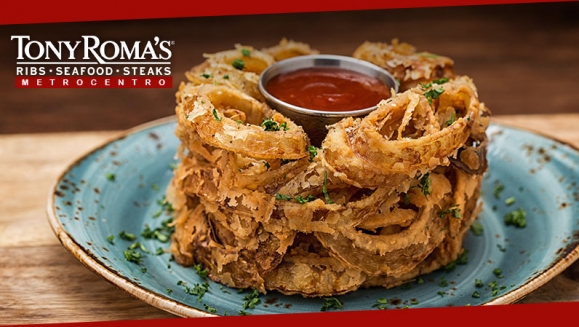 [Image: ¡Paga $27. 81 en Lugar de $55.61 por Banquete para 4 que Incluye: 1 Entrada de Onion Loaf + 2 Platos de Short Ribs + 1 Plato de Chicken Tenders + 1 Plato de BBQ Chicken + 4 Limonadas!m]