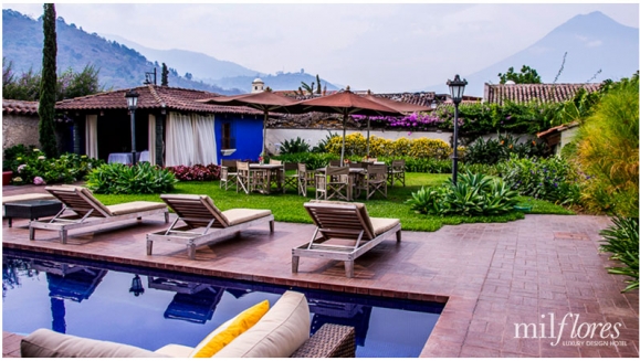 [Image: ¡Paga Q1,293 en lugar de Q3,789 por Estadía Romántica 5 Estrellas en Suite Temática de Lujo en La Antigua + Uso de Piscina y Jacuzzi + Impuestos Incluidos y Parqueo!m]