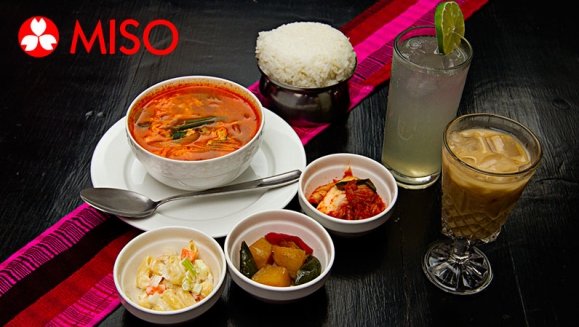[Image: ¡Paga Q95 en lugar de Q195 por BBQ Coreano de Angus Steak (Lomito Premium) + Sopa del Chef + Porción de Arroz o Pan + Bebida Natural + Latte Coreano y Más!m]