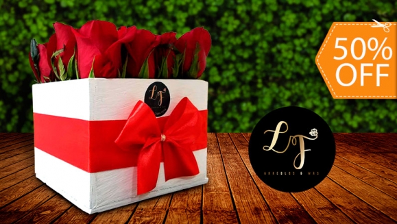 Image of Arreglo en Caja de Rosas para Mamá