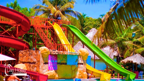 [Image: ¡Paga Q299 en vez de Q1,119 por Estadía de 1 Noche Hasta para 4 Personas en Bungalow Junior en Las Hojas Resort &amp; Beach Club, El Salvador!m]