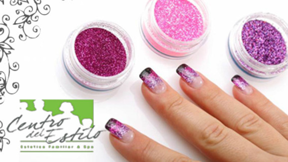 [Image: ¡Paga Q90 en lugar de Q325 por un set de uñas acrílicas + maquillaje o decoración de uñas + tratamiento capilar hidratante en Centro del Estilo!m]