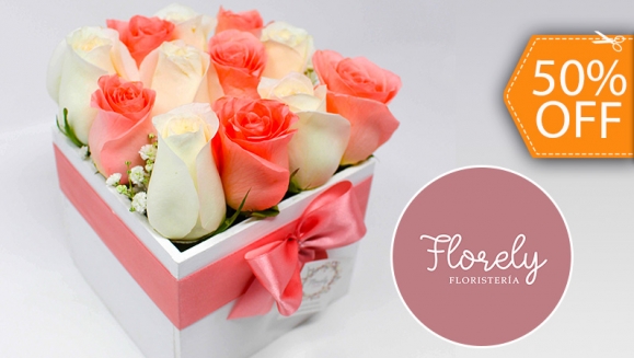 [Image: ¡Paga $17.50 en Lugar de $35 por Delicado Arreglo Floral con 12 Rosas de Color a Elección con Caja de Madera y Listón!m]