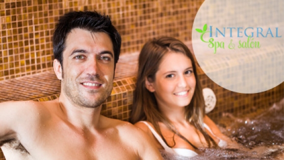 [Image: ¡Paga $16 en lugar de $60 y comparte 2 masajes relajantes (45 minutos cada uno) + 45 minutos en sauna europeo o jacuzzi para 2 personas en Integral Spa &amp; Salón!m]
