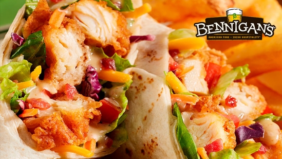 [Image: ¡Paga $17 en Vez de $30.95 por Menú para 2 Personas: 1 Entrada de Torre de Aros de Cebolla + 2 Platos a Elección entre Cheeseburger Bites, Buffalo Chicken Sandwich, Kilkenny´s Chicken Wrap o Chicken Stir Fry + 2 Sodas o Tés Helados con Refill!m]