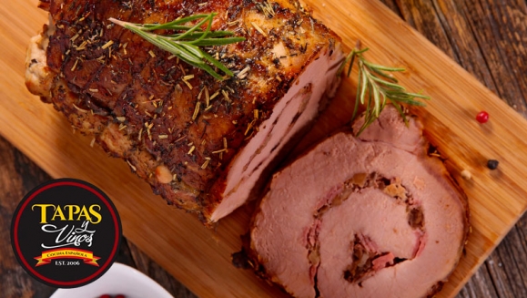 [Image: ¡Paga $98 en Lugar de $175 por Banquete Navideño a Elección para hasta 12 Personas: Pavo Horneado (12-13 Lbs) o Lomo de Cerdo Relleno (8-9 Lbs) o Pierna de Cerdo (8-9 Lbs) o Paella Valenciana!m]