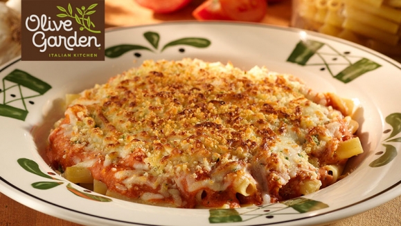[Image: ¡Paga $ 28.95 en Lugar de $59.76 por 4 Platos a Elección entre: Chicken Parmigiana, Five Cheese Ziti al Forno, Eggplant Parmigiana, Chicken Broccoli Alfredo + Bowl de Ensalada + Orden de Breadsticks + 4 Sodas!m]