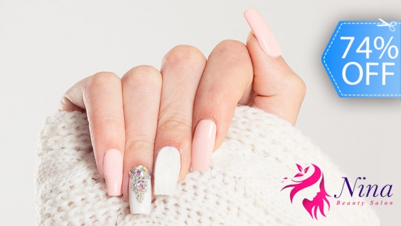 [Image: ¡Paga Q65 en Lugar de Q250 por Set de Uñas Acrílicas French o Naturales Marca OPI u Organic + Decoración en 2 Uñas con Técnica a Elección: Cristales Swarovski, Tattoo, 3D, ¡Gelish o Sugar!m]