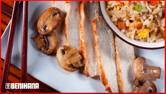 [Image: ¡Paga $33 en Lugar de $71.72 por Menú Teppanyaki para 4 Personas con: 1 Teriyaki Steak, 1 Hibachi Chicken, 1 Lemon Chicken, 1 Yakisoba Steak, + 4 Órdenes de Arroz Frito + 4 Sopas + 4 Ensaladas + 4 Limonadas de Sabores o 4 Sodas!m]