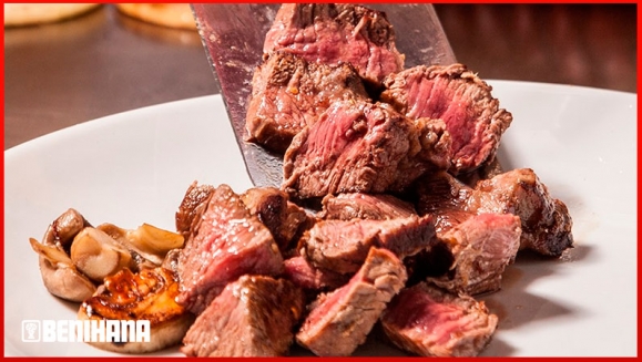 [Image: ¡Paga $33 en Lugar de $71.72 por Menú Teppanyaki para 4 Personas con: 1 Teriyaki Steak, 1 Hibachi Chicken, 1 Lemon Chicken, 1 Yakisoba Steak, + 4 Órdenes de Arroz Frito + 4 Sopas + 4 Ensaladas + 4 Limonadas de Sabores o 4 Sodas!m]