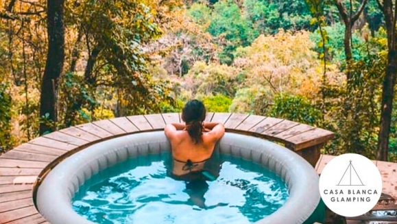 [Image: ¡Paga Q799 en lugar de Q1,558 por Estadía para 4 en Carpa de Lujo Equipada con: Deck Privado + Camas + Baño + Churrasquera + Utensilios de Cocina + Filtro de Agua + Fogata + Uso de Jacuzzi y Más!m]