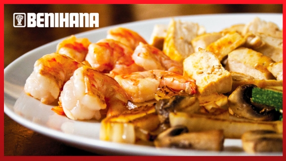 [Imagen:¡Paga $33 en Lugar de $67.45 por Menú Teppanyaki para 4 Personas que Incluye: 1 Camarón a La Plancha + 1 Lemon Chicken + 1 Teriyaki Steak + 1 Hibachi Chicken + 4 Ordenes de Arroz Frito con Vegetales + Limonadas de Mango o Fresa!]