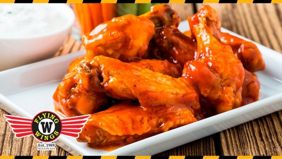 [Image: ¡Paga $14.50 en Lugar de $ 28.47 por 10 Alitas + 10 Boneless + 1 Entrada de Aros de Cebolla + 2 Limonadas! ¡253 Cupones Disponibles!m]