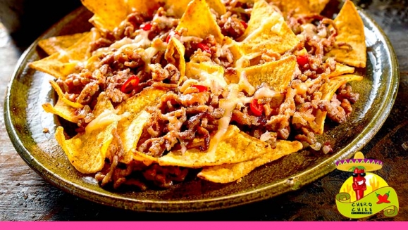 [Image: ¡A Domicilio! ¡Paga $18.75 en Lugar de $37. 50 por 2 Burritos de Carnes Mixtas + 1 Orden de Nachos con Chili con Carne y Jalapeño + 1 Botella de Bebida Mexicana Frida Kahlo (Mix de Limón, Fresa, Chía y Hierbabuena!m]