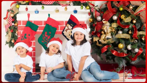 [Image: ¡Paga $23 en Lugar de $70 por Sesión Fotográfica Profesional en Estudio hasta para 5 Personas + 25 Fotografías Editadas en Formato Digital + Tarjeta Digital!m]