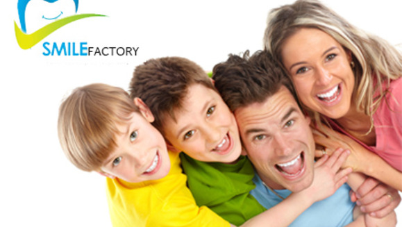 [Image: ¡Paga $12 en lugar de $90 por Consulta y Diagnóstico Buco-Dental + 1 Relleno de Resina estética blanca + Pulido Dental a base de bicarbonato en Smile Factory! Recibe 20% de descuento en servicios adicionales para ti o un acompañante.m]