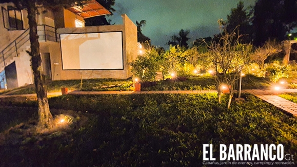 [Image: ¡Paga Q930 en Lugar de Q1,550 por 1 Noche Romántica para 2 en Cabaña a Elección con Decoración + 2 Cenas en Deck Privado + 2 Desayunos + 2 Cócteles de Bienvenida!m]