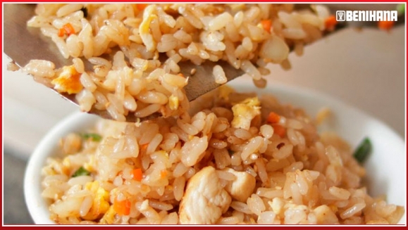 [Image: ¡Paga $39.95 en Lugar de $75 por Menú Teppanyaki para 4 Personas que Incluye: 1 Combinación de Pollo y Camarones + 1 BBQ Chicken + 1 Lemon Chicken + 1 Filet Mignon + 4 Ordenes de Arroz Frito con Vegetales + 4 Sopas + 4 Ensaladas+ 4 Limonadas!m]
