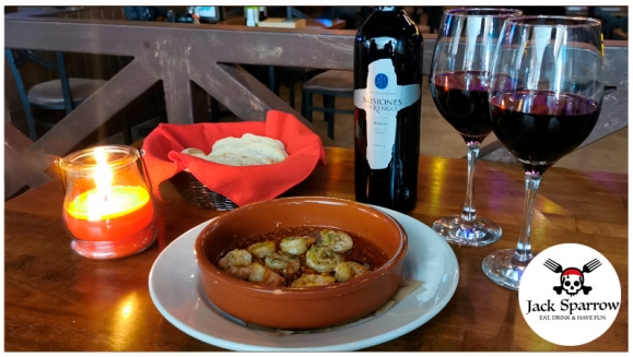 [Imagen:¡Paga Q139 en Lugar de Q250 por 1 Botella de Vino Misiones de Rengo (Chardonay, Carmenere, Merlot o Cabernet Souvignon) + Carpaccio o Gambas al Ajillo!]