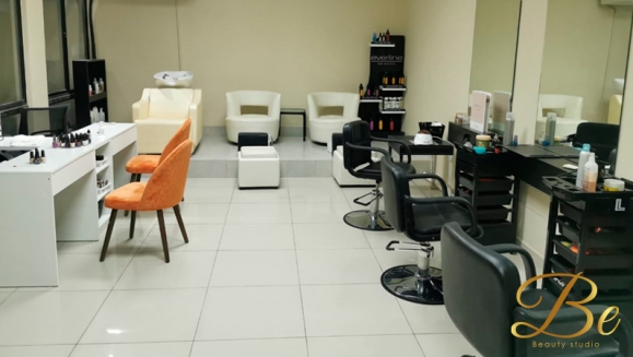 [Image: ¡Paga $10 en Lugar de $35 por Tratamiento de Nutrición Capilar de Argán + Corte con Split Ender Pro + Lavado Spa + Proteína Hidratante + Planchado + Suero Sellador de Puntas de Argán + Manicure Express+ Aplicación de Esmalte Normal!m]