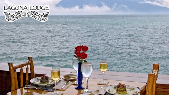 [Image: ¡Paga Q1,218 en vez de Q3,611 por Estadía para 2 Personas + 2 Desayunos + Uso de Kayaks + Cóctel de Bienvenida + Entrada a Reserva Natural y Más en el Hotel 5 Estrellas Laguna Lodge Eco Resort en Atitlán!m]
