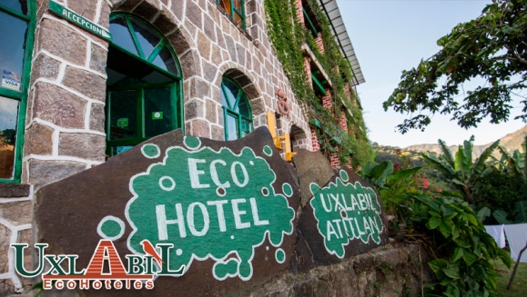 [Image: ¡Año Nuevo en el Lago de Atitlán! ¡Paga Q1,199 en lugar de Q2,100 por Pre-Venta de Estadía de 3 Días y 2 Noches para 2 Personas: Habitación Doble + 4 Desayunos + Tour Cultural en San Juan La Laguna + Uso Ilimitado de Kayaks!m]