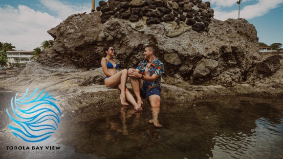 [Image: ¡Paga $90 en Lugar de $180 por Estadía de 1 Noche para 3 a 5 Personas en Habitación Familiar Deluxe + Desayunos en Playa Torola!m]