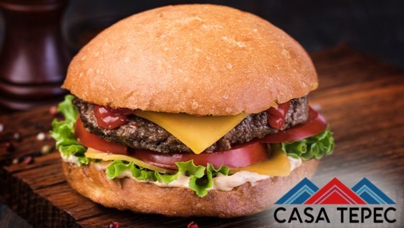 [Image: ¡Paga Q399 en lugar de Q850 por Estadía de 1 Noche para 2 Personas + 2 Desayunos Típicos + 2 Queso-Burguesas con Papas Fritas + 2 Gaseosas!m]