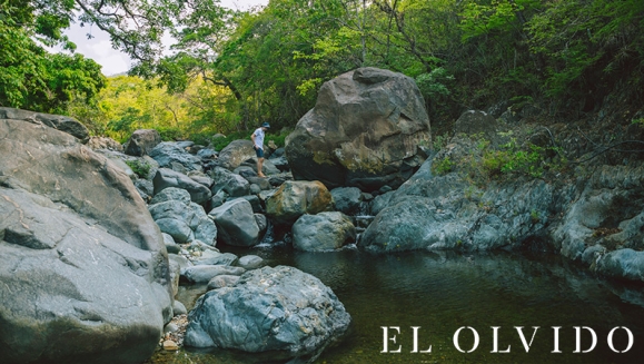 [Imagen:¡Paga Q149 en vez de 250 por Day Pass para 2 en Sierra de Las Minas! Actividades de Montaña: Tour a La Piedra del Jardín, Pesca, Piscina Natural, Almuerzos y Bebidas a Elección y Más!]