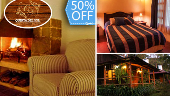 [Image: Paga Q425 en Lugar de Q850 por Estadía para 2 Personas en Cabaña Equipada con Sala, Chimenea y Más + 2 Desayunos + Decoración Romántica Especial e Impuestos Incluidos en Hotel Quinta del Sol!m]