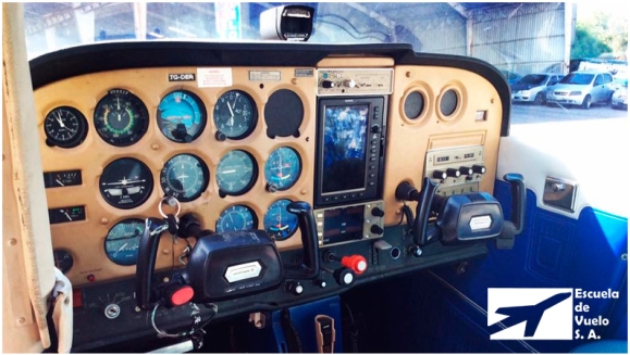 [Image: ¡Paga Q2,540 en lugar de Q5,080 por Curso Teórico de Piloto Aviador Privado: Uso de Aeronaves de Instrucción, Simulador de Vuelo y Diploma del Curso Avalado por La Dirección General de Aeronáutica Civil DGAC!m]