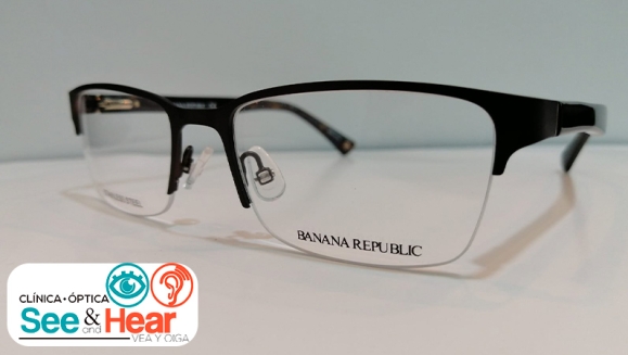 [Imagen:¡Paga $110 en Lugar de $290 por Aro Banana Republic o Liz Claiborne + Lentes Blauk de Akkurat (Filtro para Luz Azul-Violeta de Dispositivos Electrónicos) + Examen Visual + Paño de Limpieza y Estuche + Examen de Audiometría!]