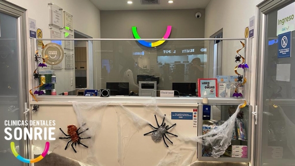 [Image: ¡Paga Q99 en lugar de Q599 por Limpieza Dental Completa con Ultrasonido + Eliminación de Sarro y Placa + Pulido y Desmanchado Dental con Profijet + Diagnóstico Integral!m]