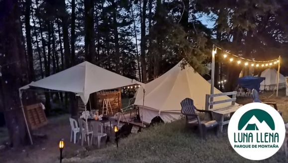 [Image: ¡Paga Q699 en Lugar de Q1,485 por Glamping para hasta 4 Personas con 1 Pizza + Montaje de Picnic + Uso de Bicicletas + Aventuras en Senderos Ecológicos, Mirador, Puente Colgante, Fogata, Churrasquera y Canchas!m]