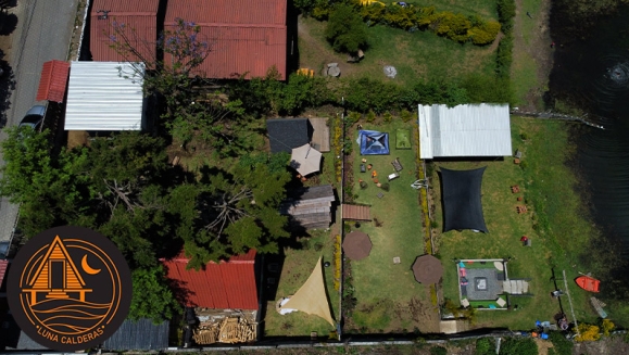 [Image: ¡Paga Q480 en Lugar de Q800 por Estadía para 4 Personas en Cabaña + Uso de Lancha de Remos + Uso de Instalaciones (Jardines, Ping-Pong, Voleibol, Fogata, Churrasquera) + Impuestos Incluidos!m]