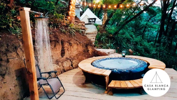 [Image: ¡Paga Q799 en Lugar de Q1,195 por Estadía para 4 en Carpa de Lujo Equipada con: Deck Privado + Camas + Baño + Churrasquera + Utensilios de Cocina + Filtro de Agua + Fogata + Uso de Jacuzzi y Más!m]