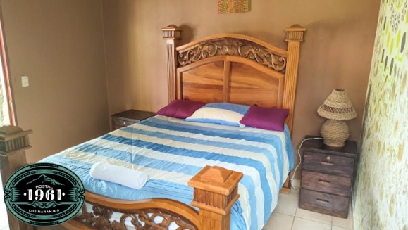 [Image: ¡Paga $32.50 en Lugar de $65 por Estadía para 2 Personas en “1961 Los Naranjos Hostal”!  ¡Solo 103 Cupones Disponibles!m]