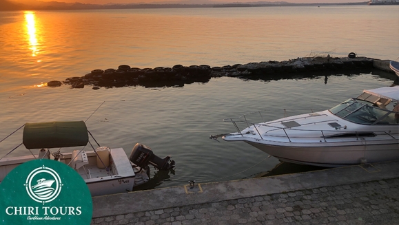 [Image: ¡Paga Q599 en Vez de Q1,500 por Estadía de 3 Días y 2 Noches para 2 Adultos y 2 Niños en el Mar Caribe con: 2 Noches en Habitación Doble con A/C, WIFI, TV + 1 Aventura Acuática a Elección entre Tour en Lancha, Pesca, Ski o Moto de Agua + Discoteca!m]