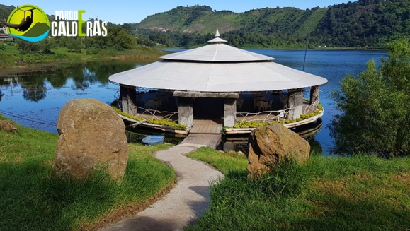[Image: ¡Paga Q140 en vez de Q295 por Día de Aventura con: Canopy de Laguna + Rápel + Columpio Gigante + Balsa con Remos + Caminata en Bosque Virgen!m]