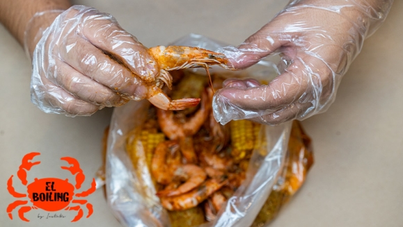 [Image: ¡Sabor Cajún para Compartir! ¡Paga Q225 en Lugar de Q375 por 2 Libras de Camarones con Papa y Elote en Salsa Cajún + Papas Fritas + 4 Limonadas, Gaseosas o Cervezas!m]