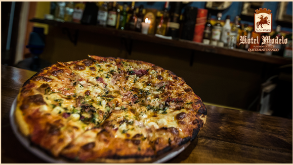 [Image: ¡Paga Q390 en lugar de Q775 por Estadía de 1 Noche y 2 Días en Habitación Doble + Cena para 2 en Salón Tecún que Incluye: 1 Pizza de Especialidad y 2 Bebidas a Elección + 2 Desayunos a la Carta!m]