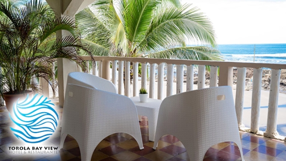 [Image: ¡Paga $90 en Lugar de $180 por Estadía de 1 Noche para 3 a 5 Personas en Habitación Familiar Deluxe + Desayunos en Playa Torola!m]