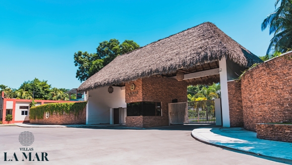 [Imagen:¡Paga Q1,899 en Lugar de Q2,800 por Estadía en Monterrico Para 4 Personas en Villa de Lujo Equipada Con: 2 Habitaciones con Aire Acondicionado, Playa y Piscina Privada, Baños, Sala, Comedor, y Cocina Completa!]