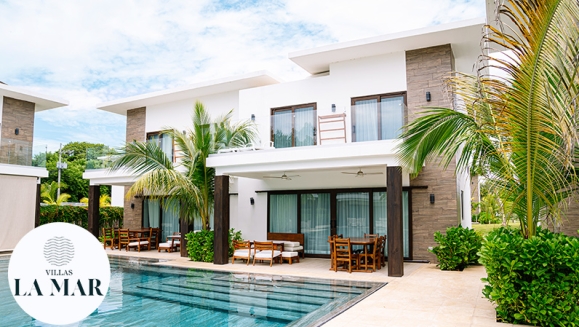 [Image: ¡Paga Q1,899 en Lugar de Q2,800 por Estadía en Monterrico Para 4 Personas en Villa de Lujo Equipada Con: 2 Habitaciones con Aire Acondicionado, Playa y Piscina Privada, Baños, Sala, Comedor, y Cocina Completa!m]