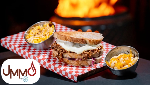 [Image: ¡Paga Q75 en Lugar de Q170 por Menú para 2 que Incluye: 2 Sándwich a Elección Entre Costilla o Pulled Pork + 2 Acompañamientos + 2 Bebidas Naturales!m]