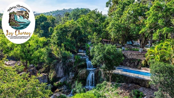 [Image: ¡Paga Q360 en Lugar de Q620 por Estadía para 2 Personas Durante 3 Días y 2 Noches en Hotel Los Chorros + Daypass en Balneario Natural con Piscinas, Cascada Natural, Áreas Recreativas y Mas!m]