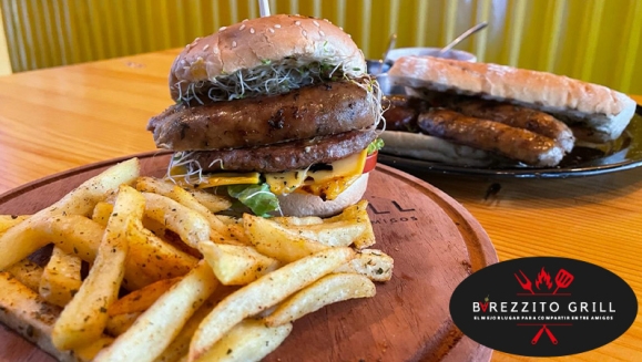 [Image: ¡Paga $15 y Consume $30 en Menú de Barezzito Grill a Elección Entre: Parrilladas, Hamburguesas, Choripanes, Tacos, Entradas y Más!m]